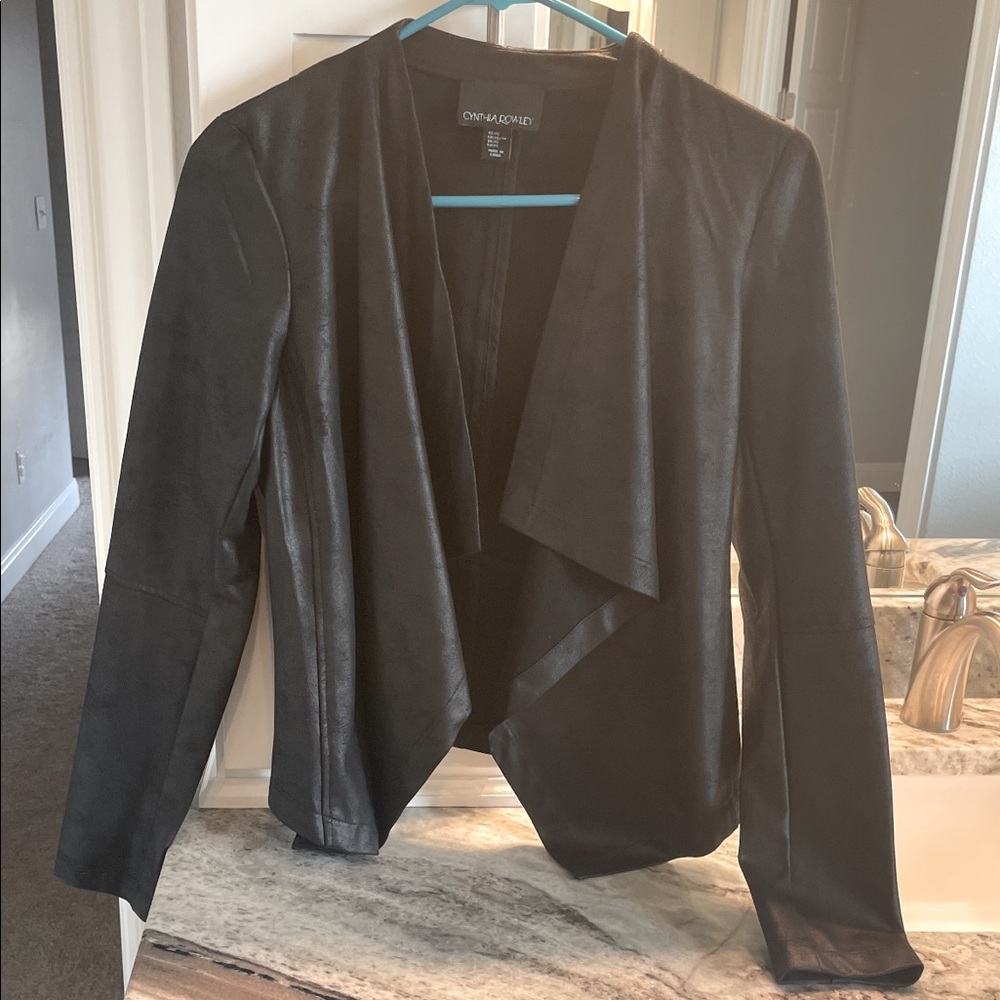 BNWOT Cynthia Rocket faux leather/suede jacket